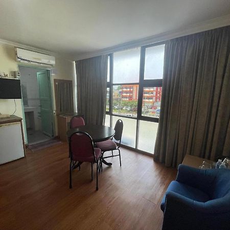 Mega Inn Sri Aman Simanggang Esterno foto