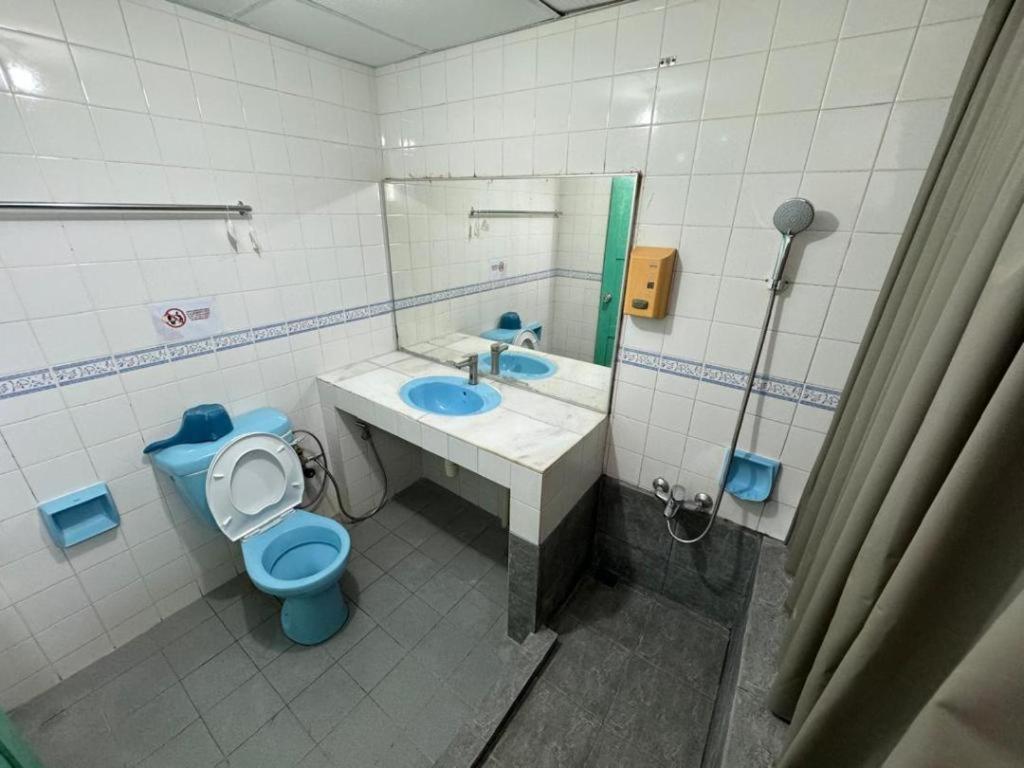 Mega Inn Sri Aman Simanggang Esterno foto