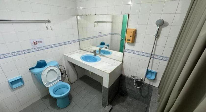 Mega Inn Sri Aman Simanggang Esterno foto